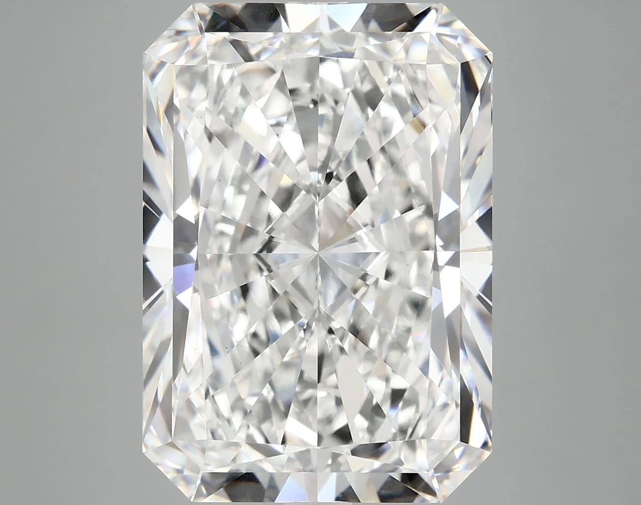 IGI | 9.31ct | Radiant | E | VVS2 | Very Good