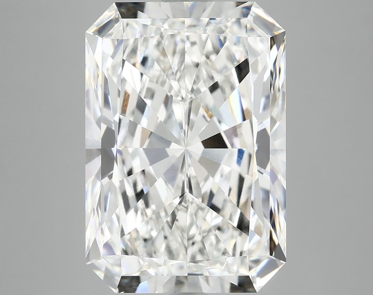 IGI | 9.18ct | Radiant | F | VVS2 | Very Good