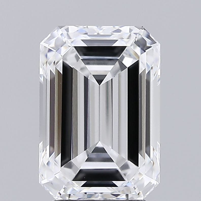 IGI | 4.8ct | Emerald | E | VVS2 | Very Good