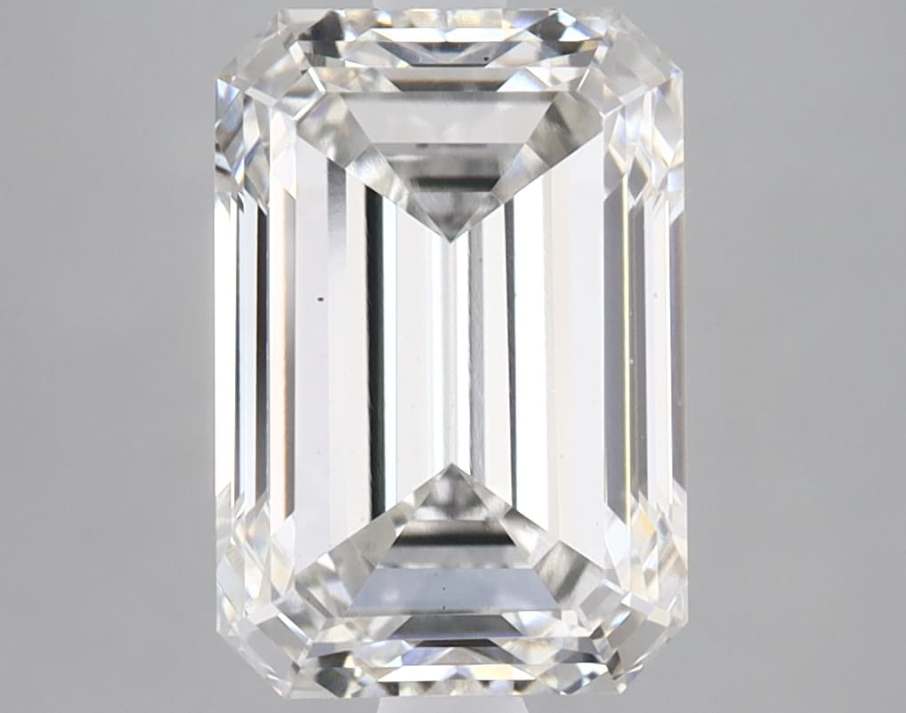 3.48ct | Emerald | F | VS1 | Very Good