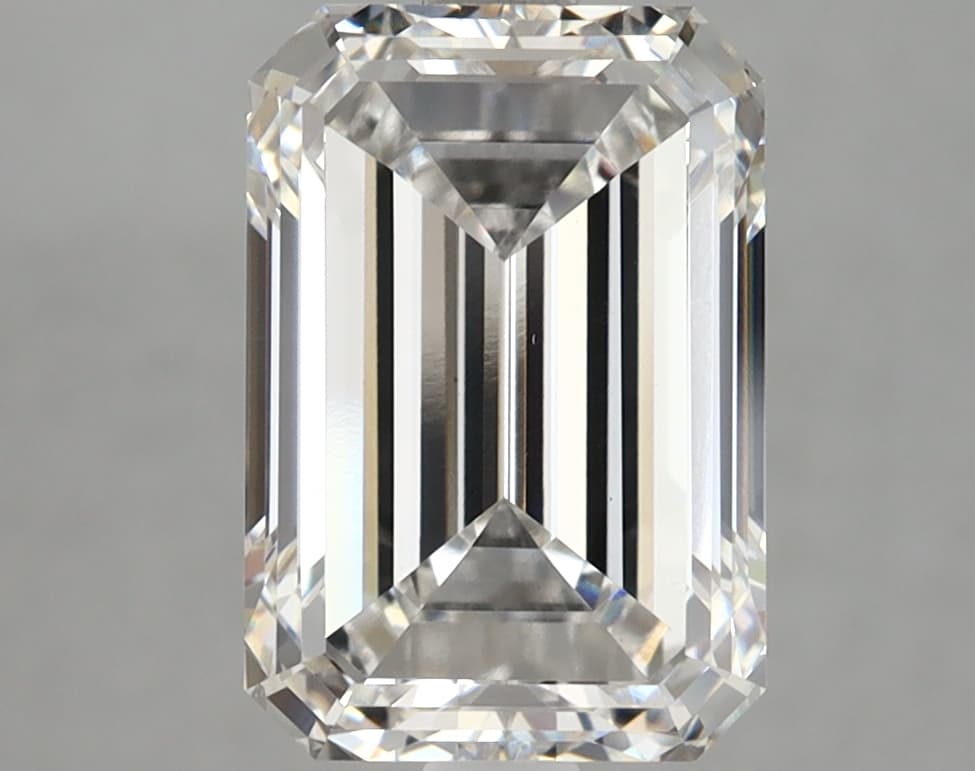 3.46ct | Emerald | F | VS1 | Very Good