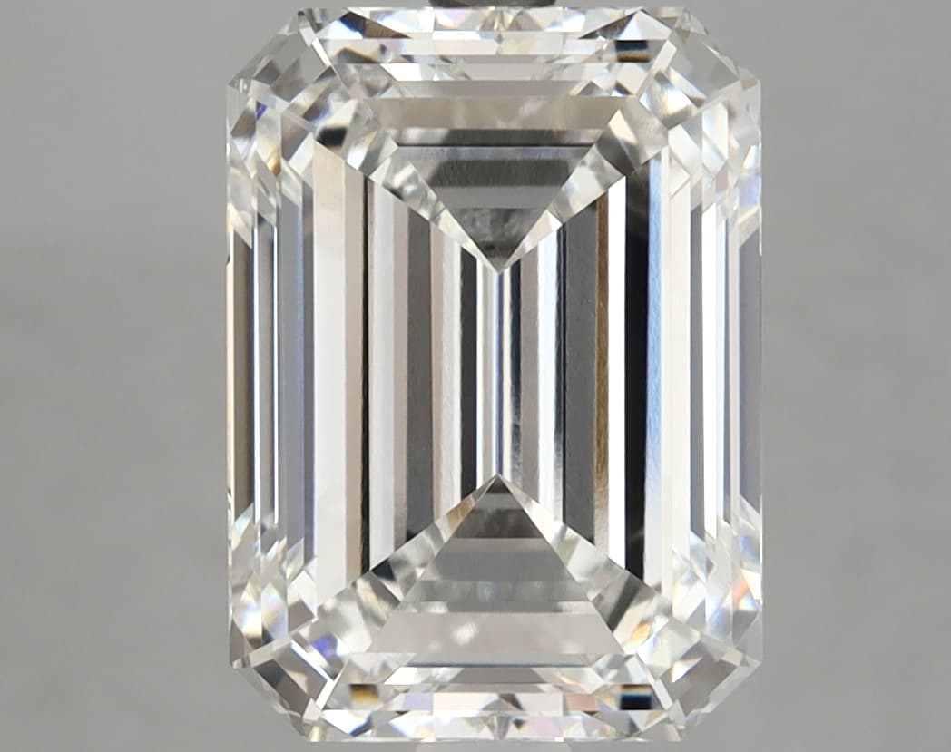 4.96ct | Emerald | E | VS2 | Very Good