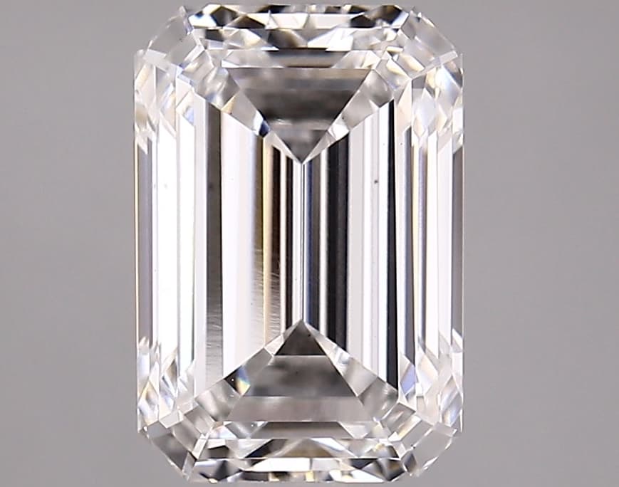 2.86ct | Emerald | E | VS1 | Very Good