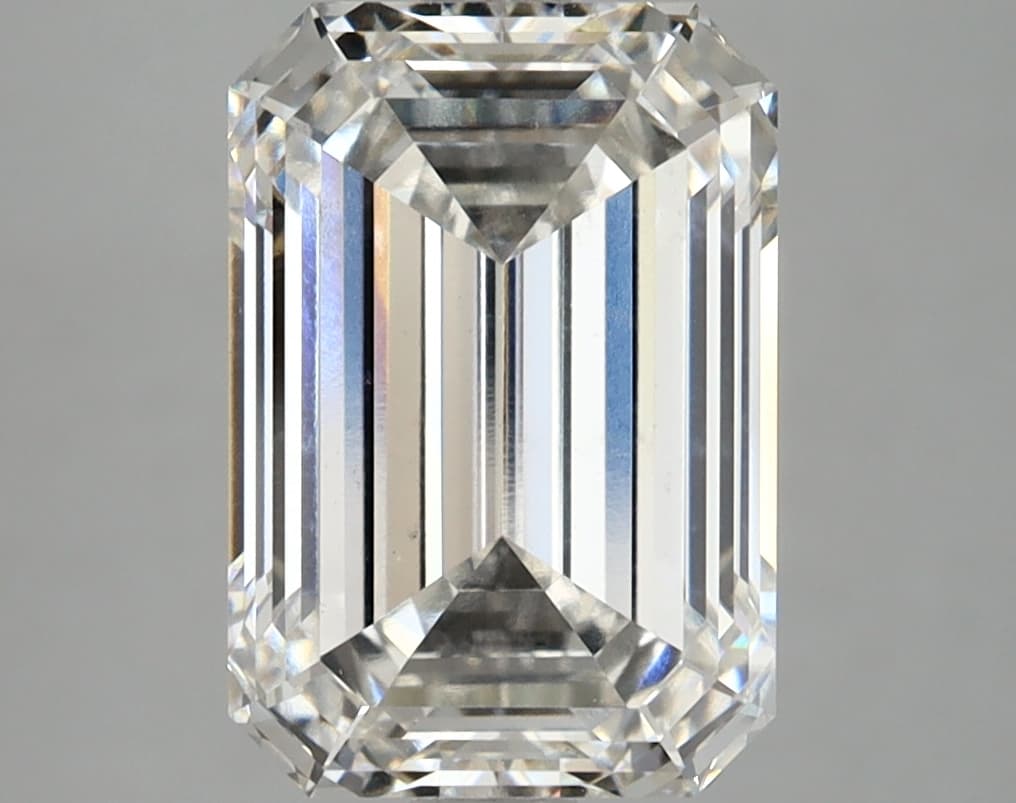 4.05ct | Emerald | F | VS1 | Very Good