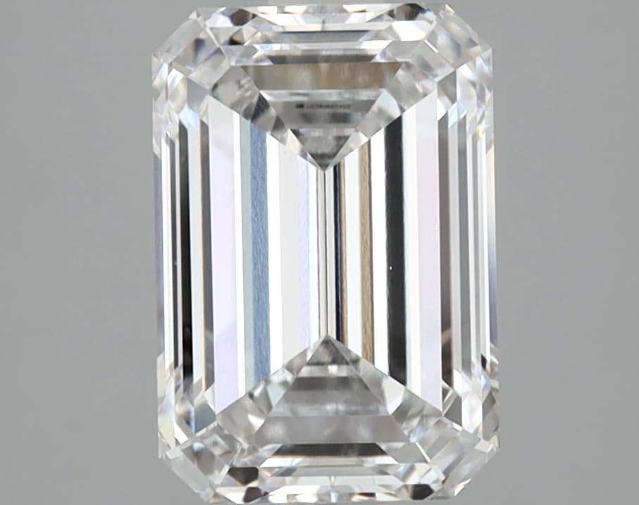 IGI | 2.61ct | Emerald | E | VVS2 | Ideal