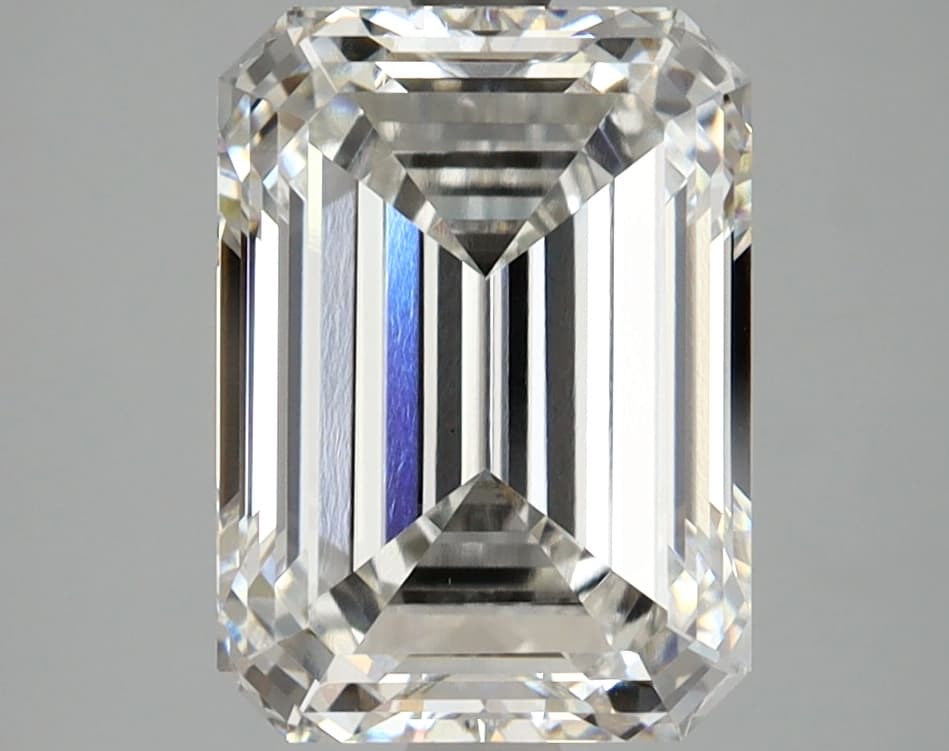 IGI | 3.43ct | Emerald | F | VVS2 | Very Good