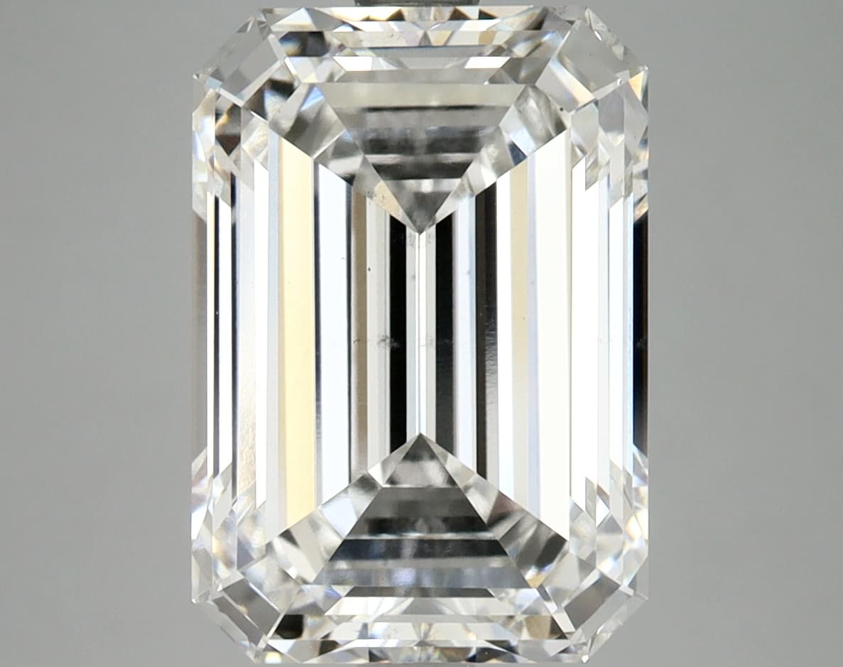 IGI | 5.62ct | Emerald | F | VS2 | Very Good