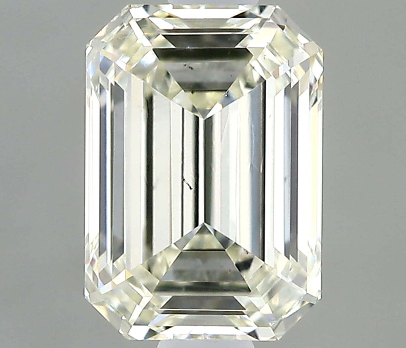 IGI | 0.7ct | Emerald | J | VS2 | Very Good