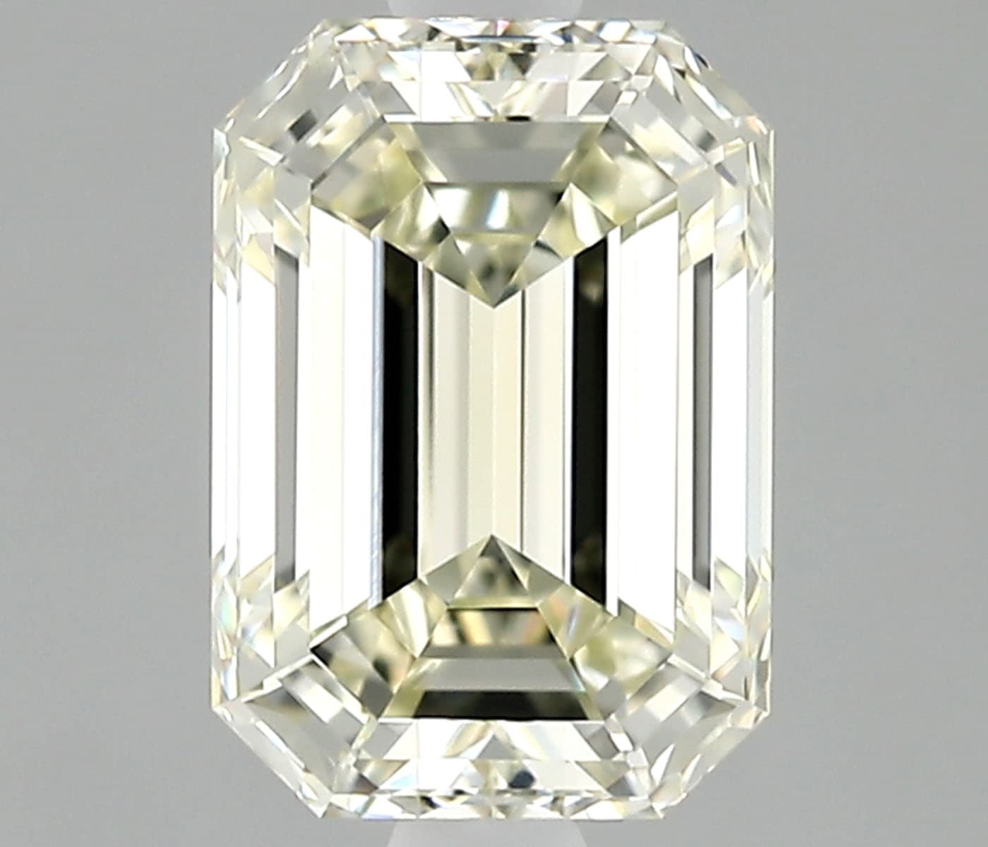IGI | 2.02ct | Emerald | J | VS2 | Very Good
